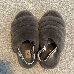 Ugg slides sz 7